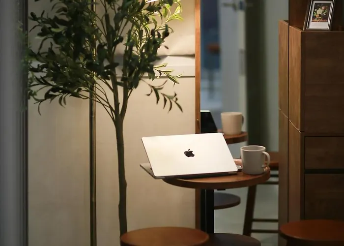 Seongsu Cozy House, New Building, Self Check-in, Hanok Sensation